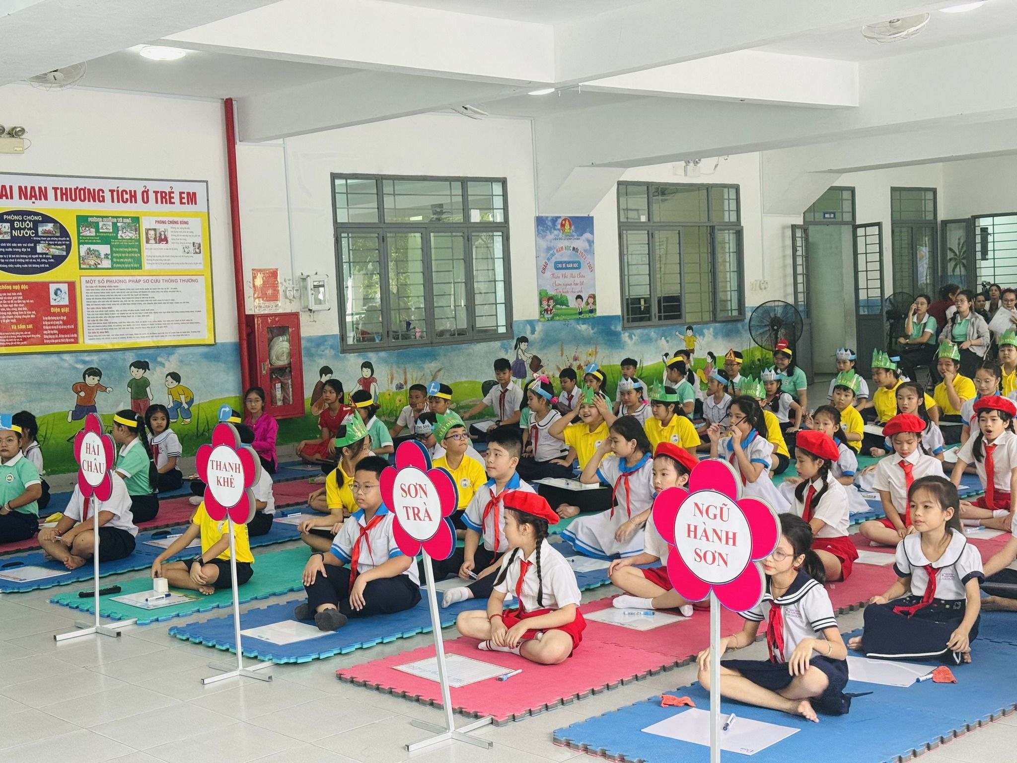 Chương Trình "TOYOTA CÙNG EM HỌC AN TOÀN GIAO THÔNG" Năm Học 2023 - 2024 Đánh Dấu 20 Năm Hành Trình An Toàn