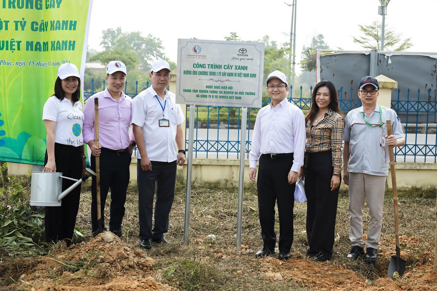 Toyota Việt Nam tiếp tục triển khai Chương trình “Một tỷ cây xanh – Vì Việt Nam xanh” năm 2024 tại tỉnh Vĩnh Phúc và Quảng Nam